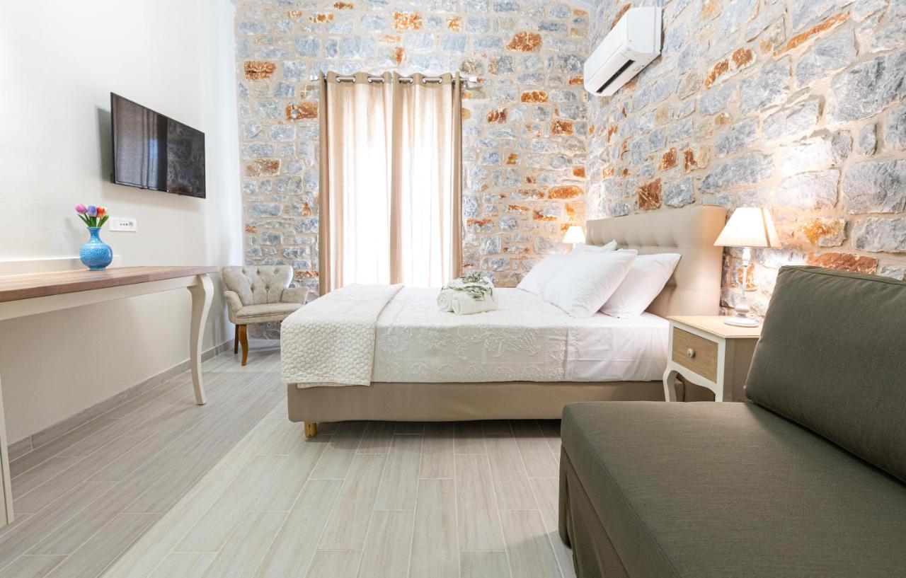 Aparthotel Elaianthos 2 Gythio Esterno foto